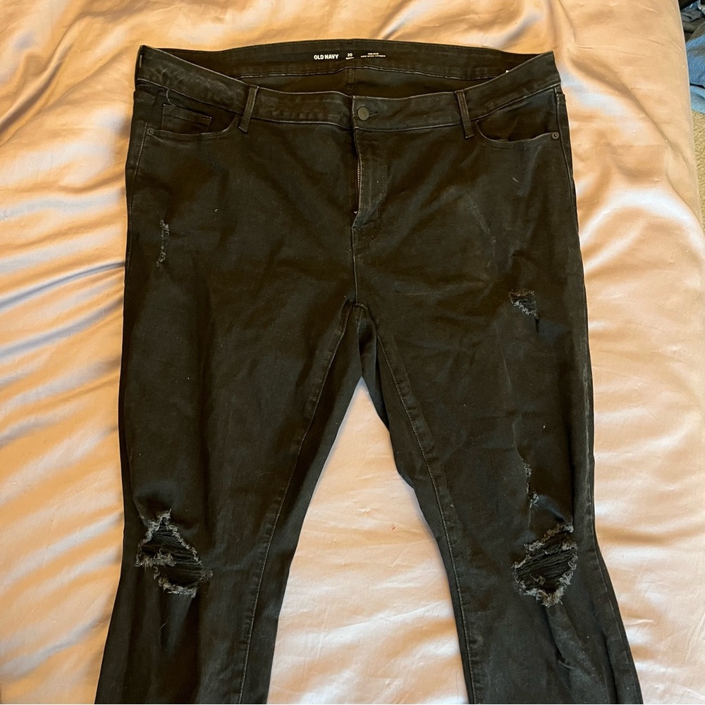 Black old navy mid-rise pop icon skinny jeans
